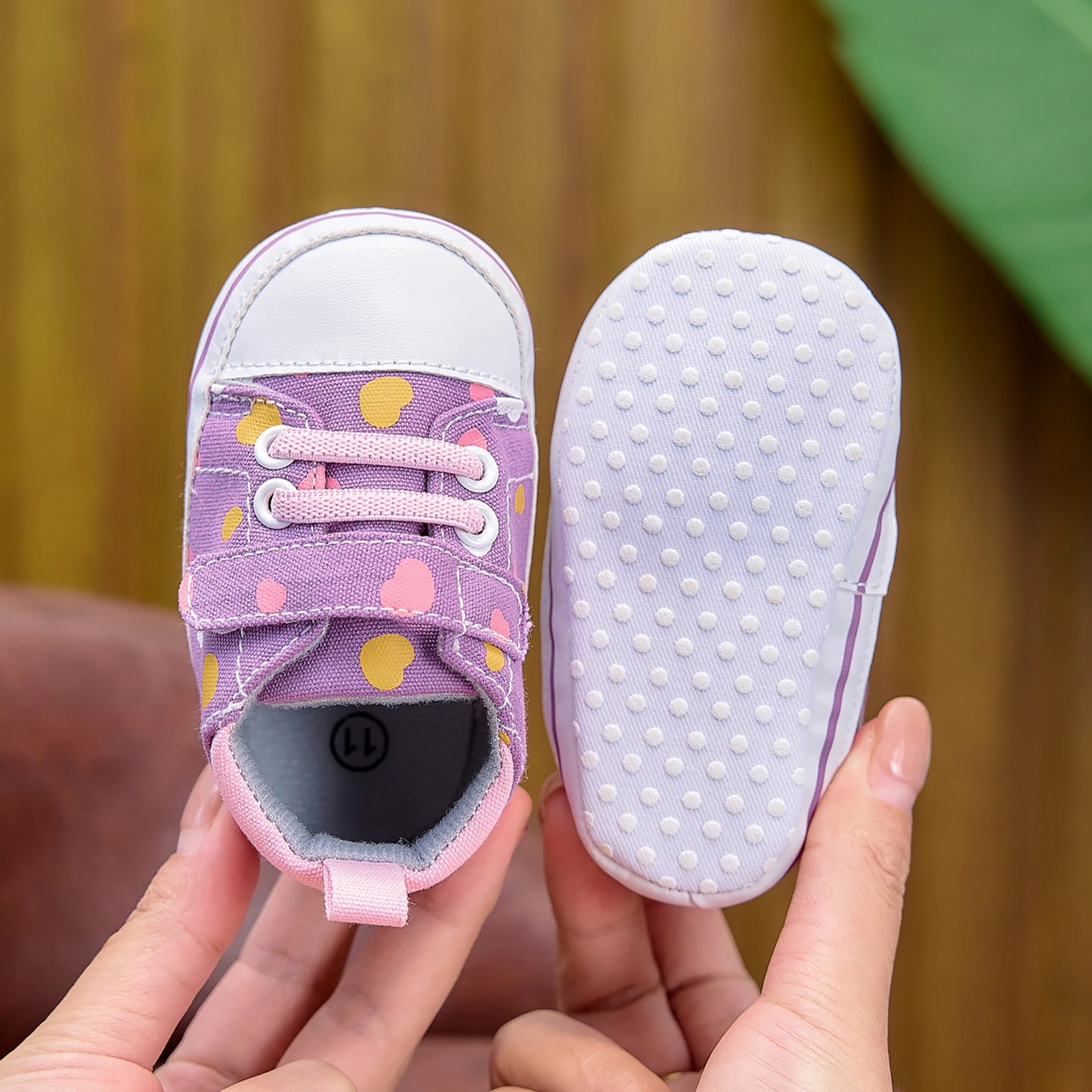 Baby Boy/Girl First Walking Shoes with Cute Heart Design