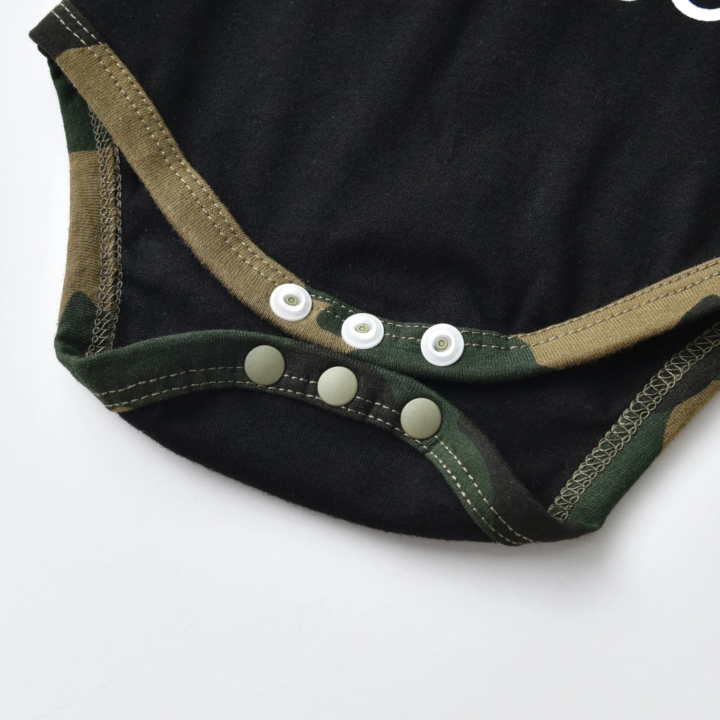 Oakling Camouflage Nest Set