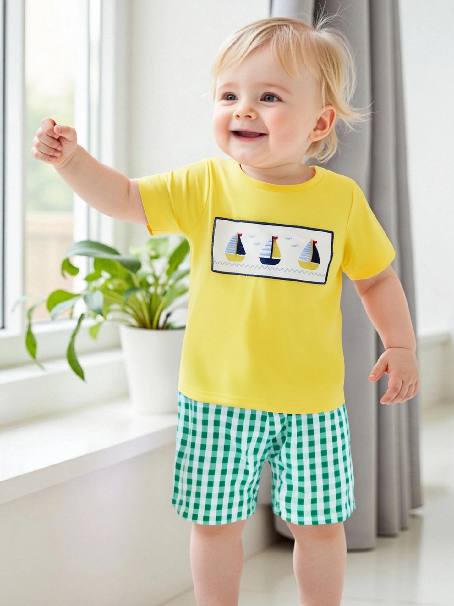 Sunward Boat & Plaid Set